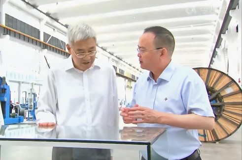 江西省委书记尹弘到XPJ官网电缆（江西）调研